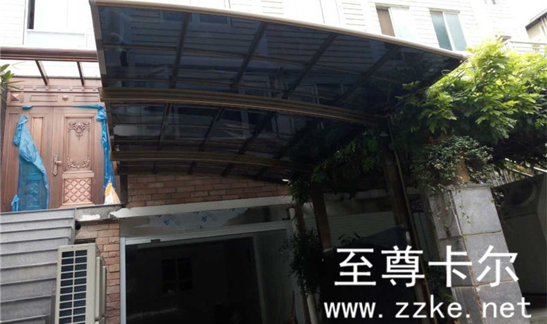 應用在棚類領域的，聚碳酸酯板到底是什么？