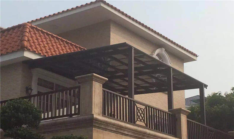 正確雨棚加盟品牌，就選至尊卡爾