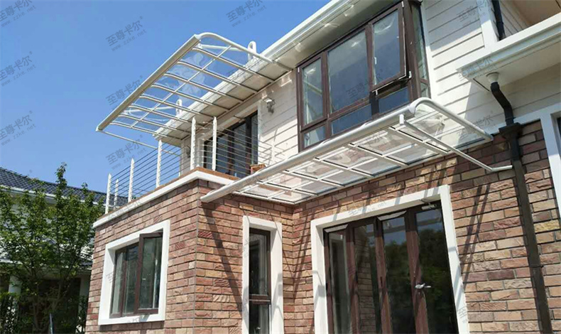 雨棚會不會影響采光？耐力板雨棚怎么樣？