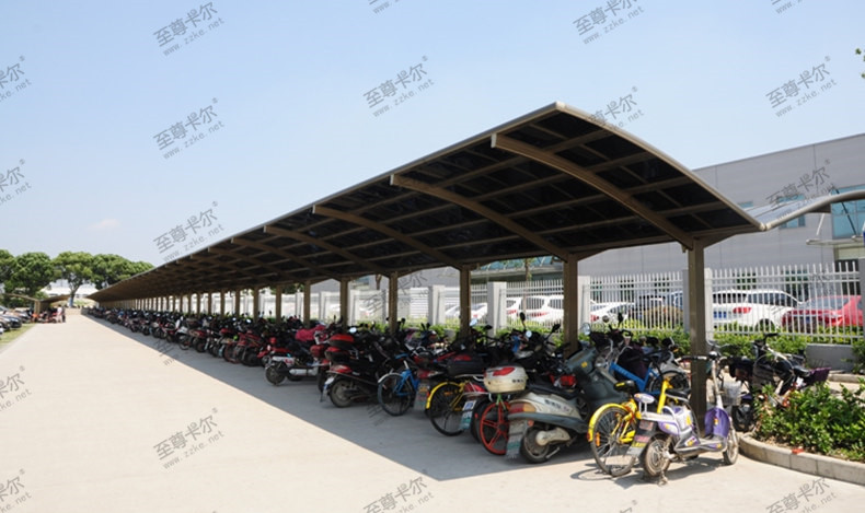 電動車充電車棚類型有哪幾種？用耐力板車棚做有哪些優勢呢？