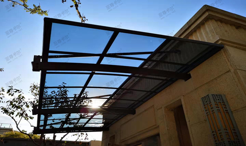 透明雨棚用什么材質耐用？看看這些透明雨棚圖片就知道了
