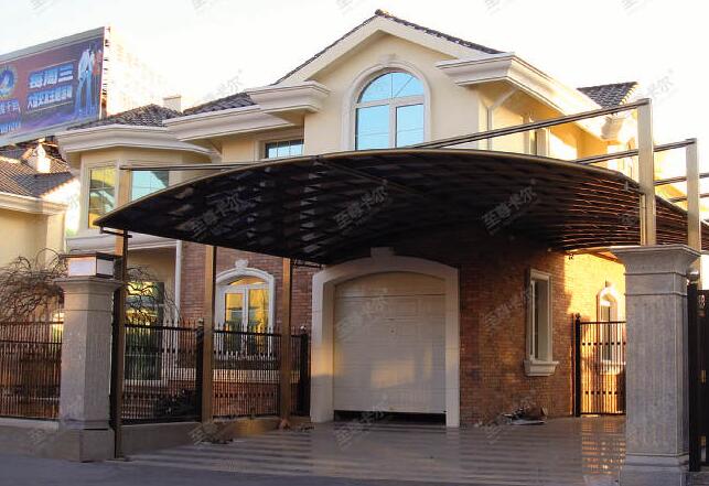 雨棚材質(zhì)都有哪些呢？陽臺最適合應(yīng)用哪種雨棚？