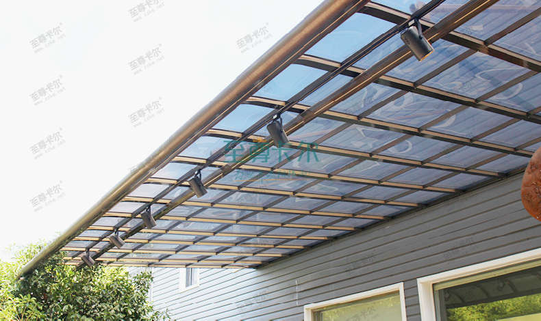 開始流行的這種雨棚建筑材料你知道嗎？